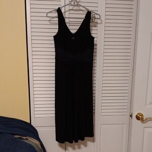 Elegant Black Sleeveless Dress